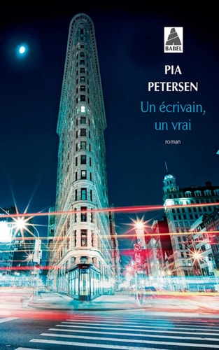 UN ECRIVAIN, UN VRAI, de Pia Petersen | portada del libro