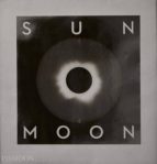 SUN AND MOON, de MARK HOLBORN | portada del libro