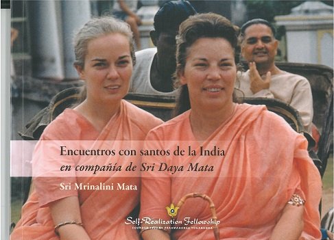 ENCUENTROS CON SANTOS DE LA INDIA, de MRINALINI MATA,SRI | portada del libro