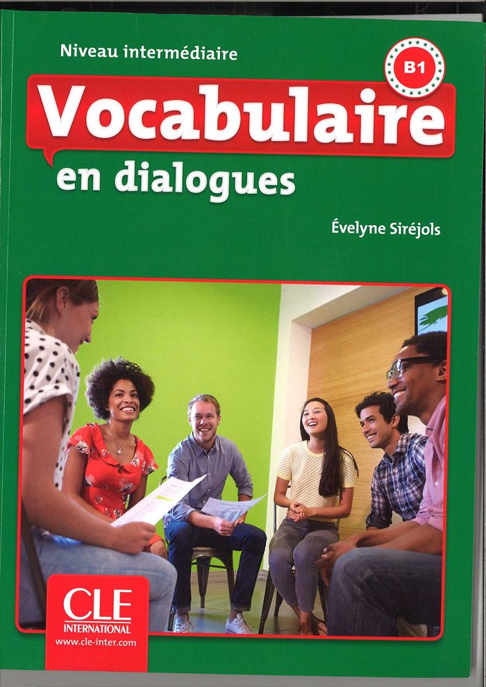VOCABULAIRE EN DIALOGUES, de VV.AA. | portada del libro