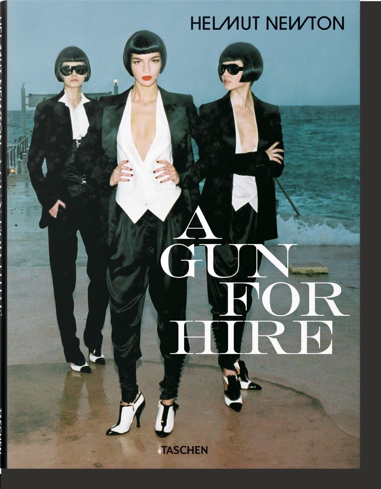 Helmut Newton. A Gun for Hire, de Newton | portada del libro