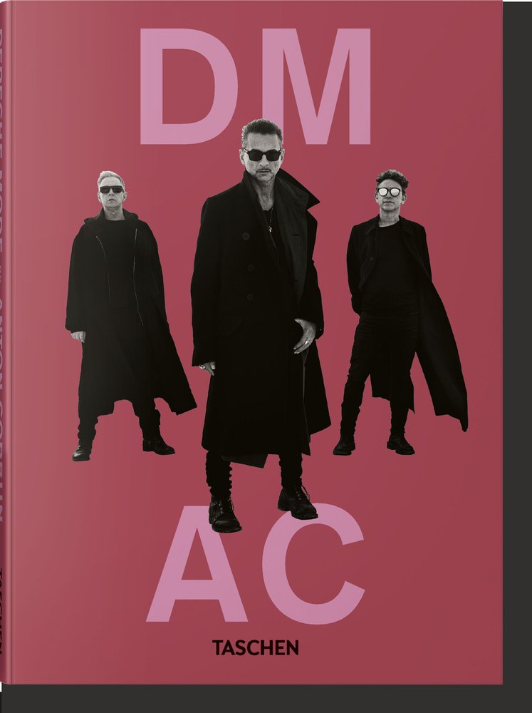 DEPECHE MODE BY ANTON CORBIJN | portada del libro