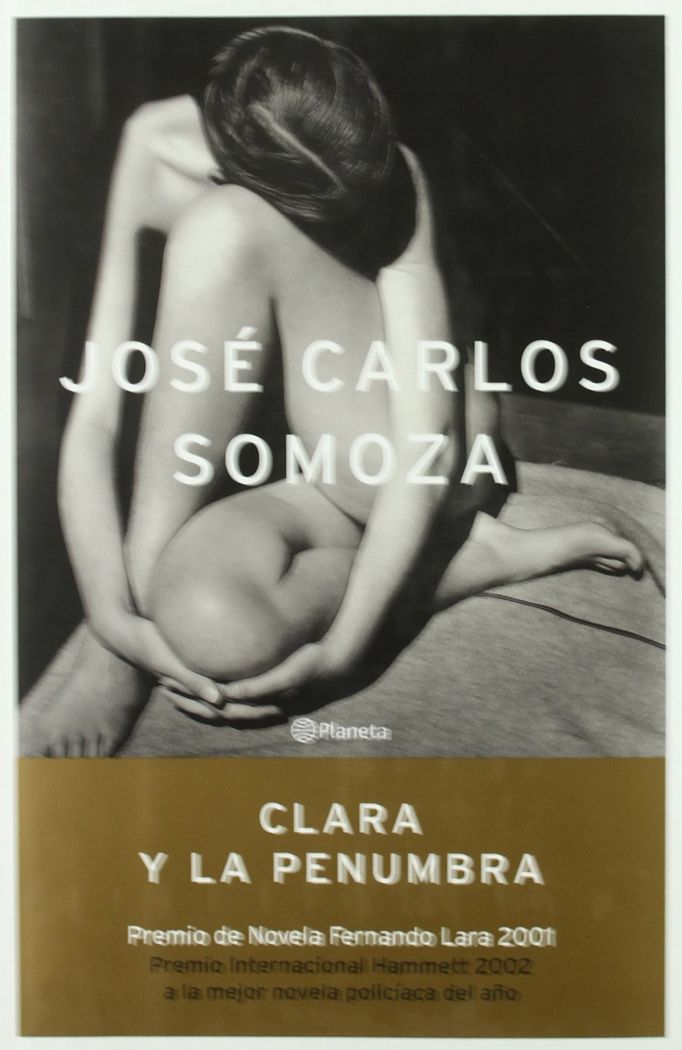 Clara y la penumbra (nuevo), de Somoza | portada del libro