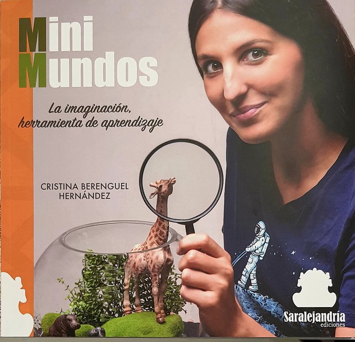 MINI MUNDOS, de BERENGUEL HERNÁNDEZ, CRISTINA | portada del libro