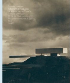 CAMARA Y MODELO, de BERGERA, IÑAKI | portada del libro