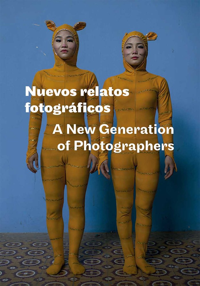 NUEVOS RELATOS FOTOGRAFICOS, de VV.AA. | portada del libro