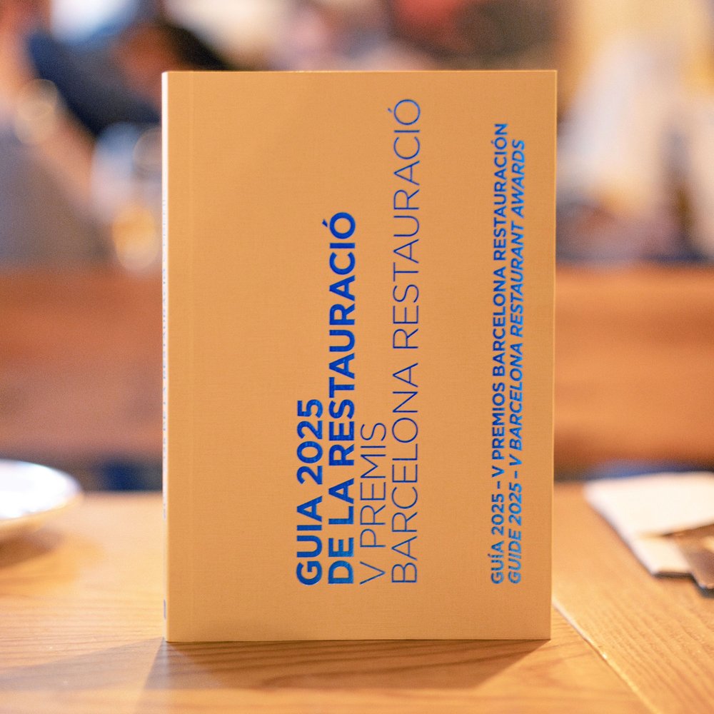 GUIA 2025 DE LA RESTAURACIO V PREMIS BARCELONA RESTAURACIO, de ROGER RIBO | portada del libro