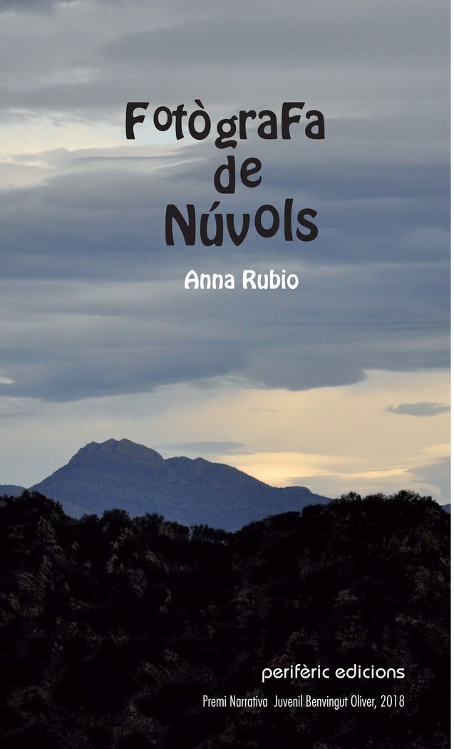 FOTOGRAFA DE NUVOLS, de RUBIO FANDOS, ANNA | portada del libro