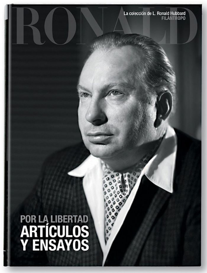 POR LA LIBERTAD: ARTÍCULOS Y ENSAYOS | portada del libro