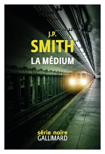 LA MEDIUM, de J. P. Smith | portada del libro