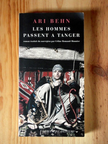 LES HOMMES PASSENT A TANGER, de Ari Behn | portada del libro