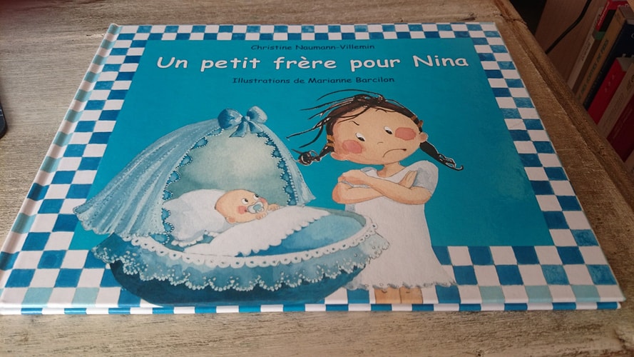 N PETIT FRERE POUR NINA, de Christine Naumann-Villemin | portada del libro