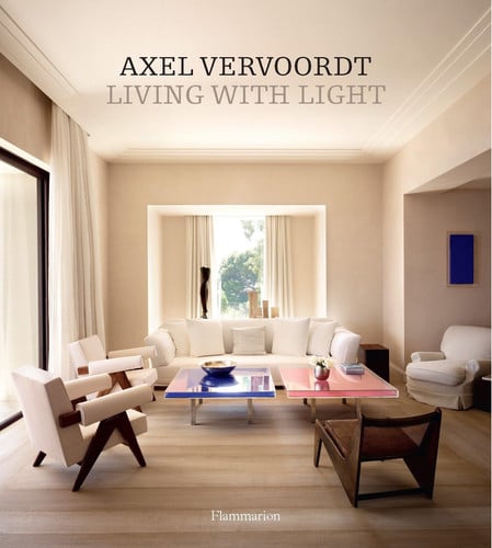 LIVING WITH LIGHT, de VERVOORDT AXEL | portada del libro