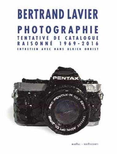 ERTRAND LAVIER. PHOTOGRAPHIE TENTATIVE, de Bertrand Lavier | portada del libro