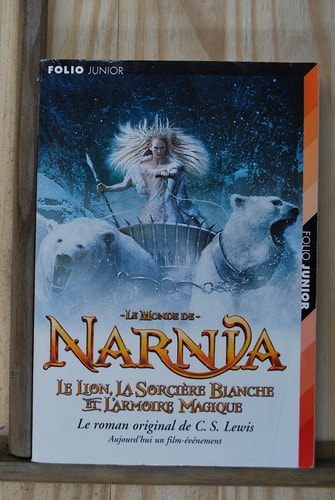 LE LION LA SORCIERE BLANCHE ET L'ARMOIRE MAGIQUE, de Clive Staples Lewis | portada del libro