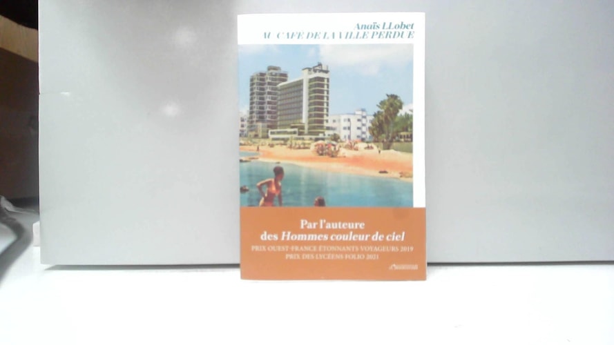 U CAFE DE LA VILLE PERDUE, de ANAIS LLOBET | portada del libro
