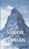 In the Shadow of the Mountain Level 5, de Naylor, Helen | portada del libro