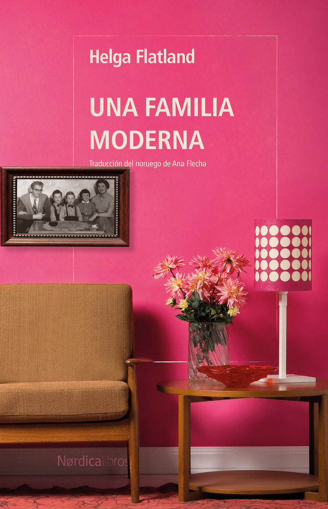 UNA FAMILIA MODERNA, de FLATLAND, HELGA | portada del libro