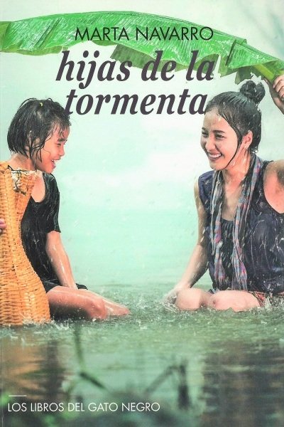 HIJAS DE LA TORMENTA, de NAVARRO GARCÍA, MARTA | portada del libro