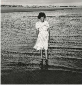 POR AQUI PASO UN RIO, de CARNACEA, ANGELES | portada del libro