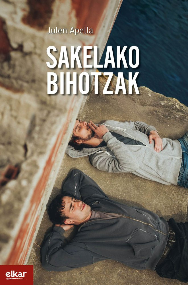 SAKELAKO BIHOTZAK, de APELLA, JULEN | portada del libro