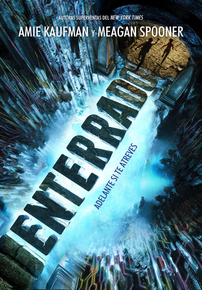 Enterrado, de Kaufman, Amie | portada del libro