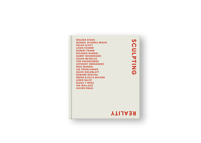 Sculpting Reality, de AA.VV. | portada del libro