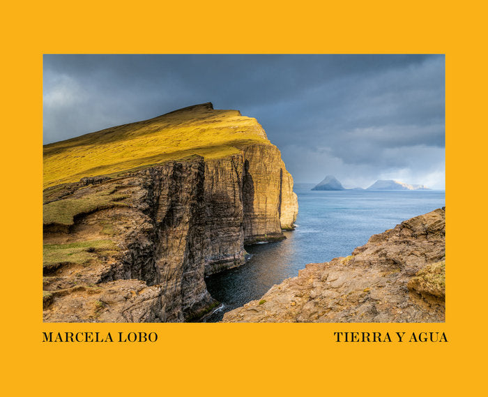 TIERRA Y MAR, de LOBO, MARCELA | portada del libro
