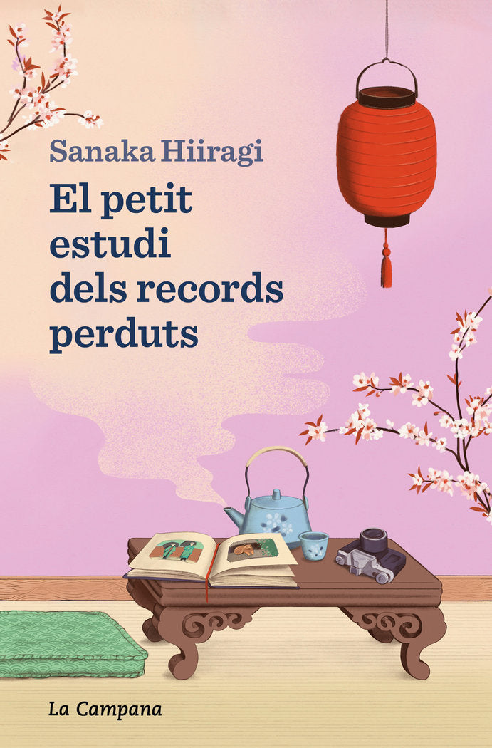 EL PETIT ESTUDI DELS RECORDS PERDUTS, de SANAKA HIIRAGI | portada del libro