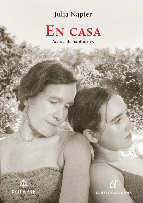 EN CASA, de NAPIER, JULIA | portada del libro