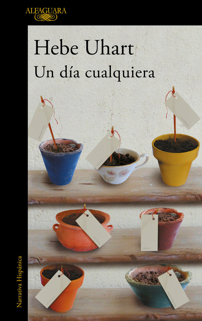 Un día cualquiera (Mapa de las lenguas), de Uhart, Hebe | portada del libro