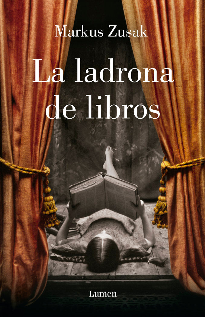 La ladrona de libros, de Zusak | portada del libro