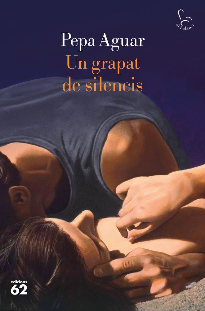 UN GRAPAT DE SILENCIS, de AGUAR, PEPA | portada del libro