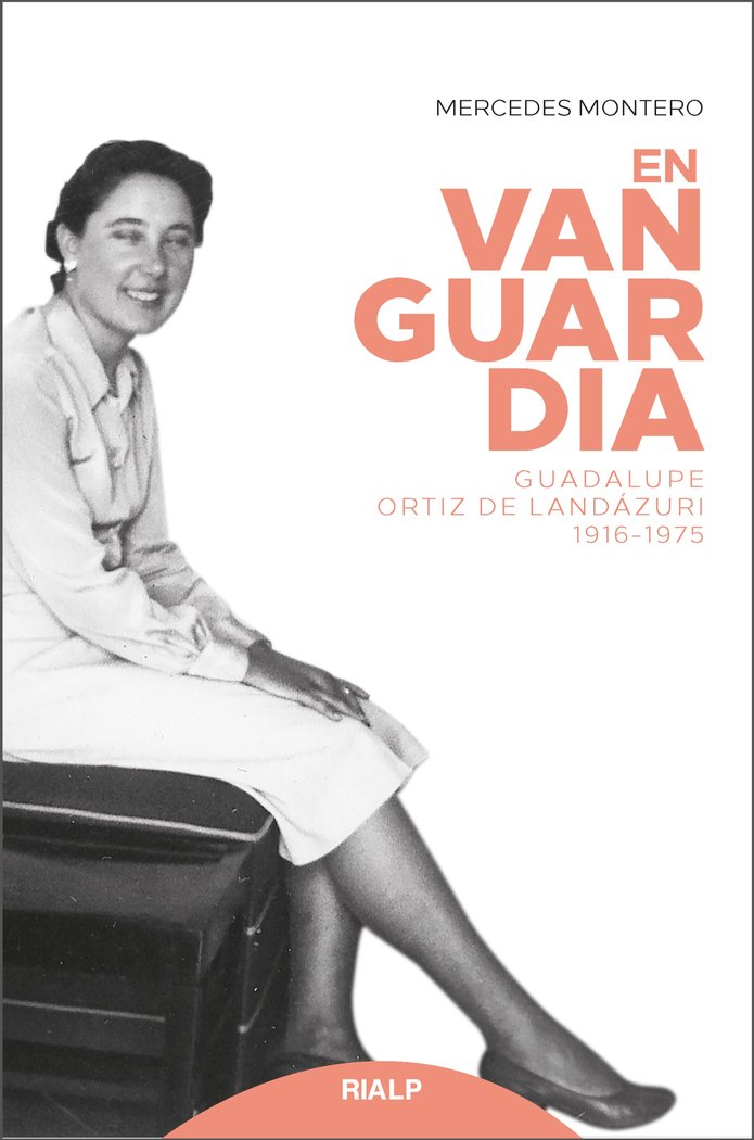 En vanguardia, de Montero Díaz, Mercedes | portada del libro