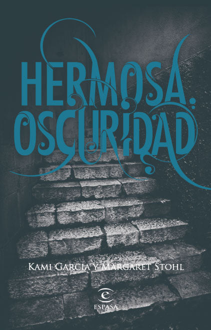Hermosa oscuridad, de Garcia | portada del libro