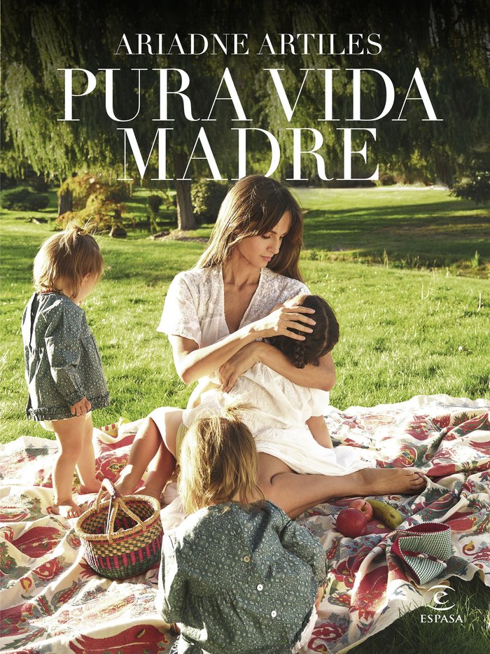 PURA VIDA MADRE, de ARIADNE ARTILES | portada del libro