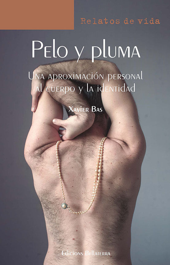 PELO Y PLUMA, de BAS, XAVIER | portada del libro