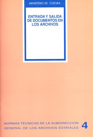 Entrada y salida de documentos en los archivos, de AA.VV. | portada del libro