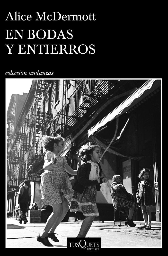 En bodas y entierros, de McDermott, Alice | portada del libro
