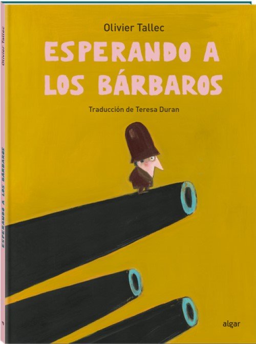 ESPERANDO A LOS BARBAROS, de  | portada del libro