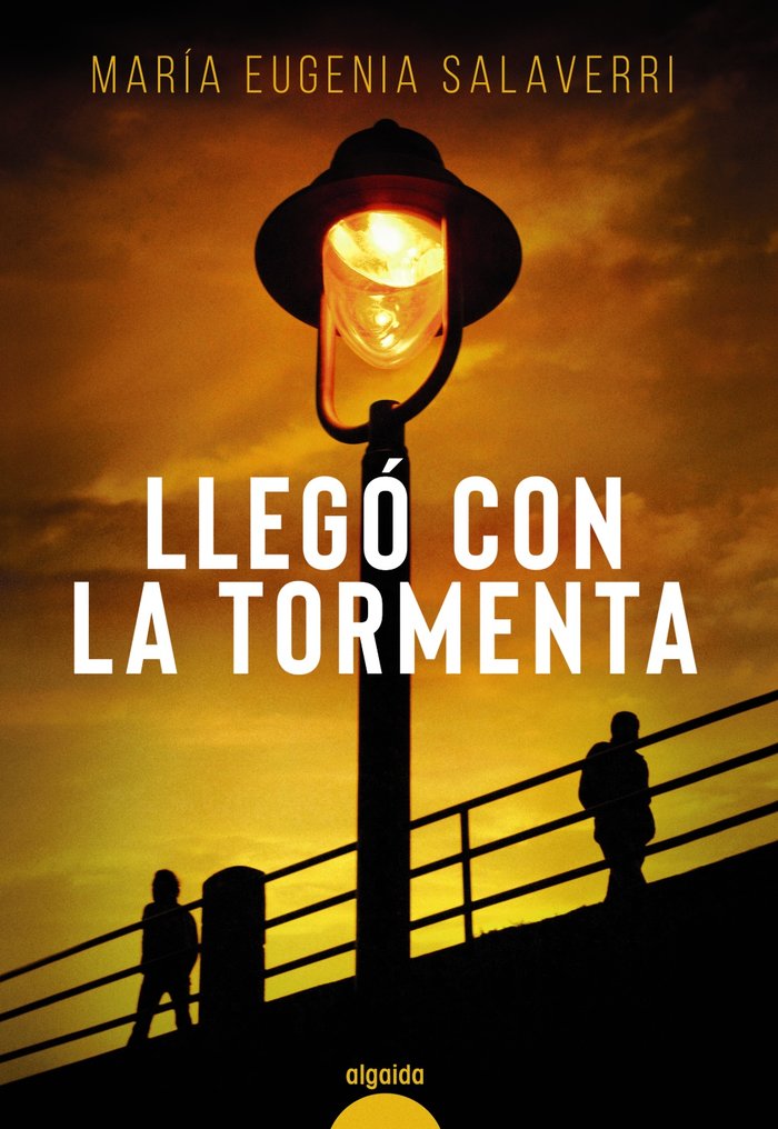 LLEGO CON LA TORMENTA, de SALAVERRI, Mª EUGENIA | portada del libro