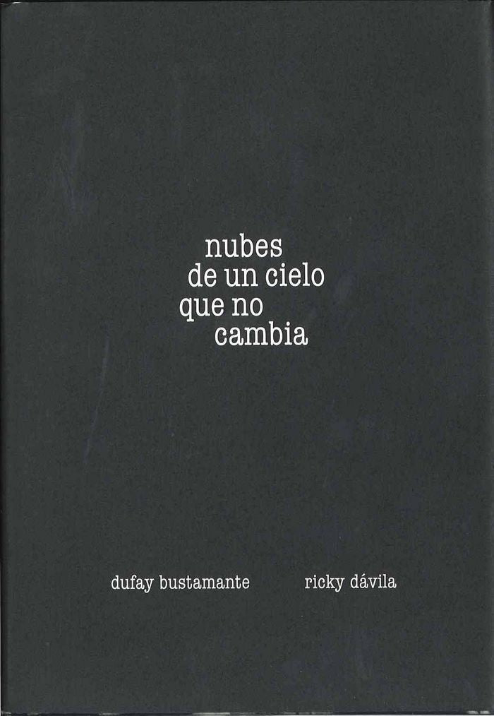 Nubes de un cielo que no cambia, de Dávila | portada del libro