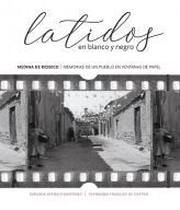 Latidos en blanco y negro, de ASENSIO MARTINEZ, VIRGINIA | portada del libro