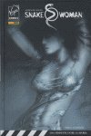 UNA SERPIENTE ENTRE LA HIERBA SNAKE WOMAN, de KAPUR | portada del libro