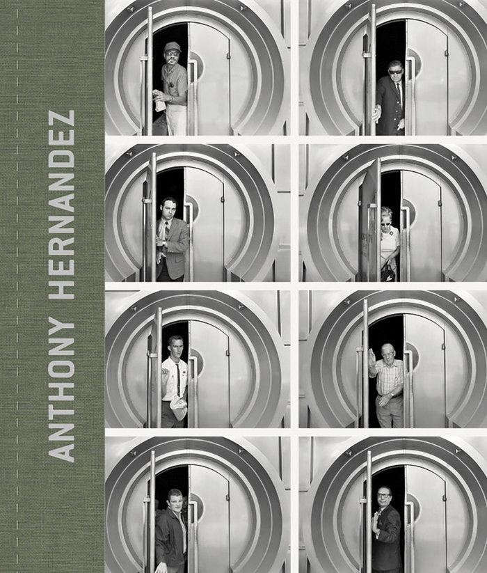 ANTHONY HERNÁNDEZ, de ADAMS, ROBERT | portada del libro